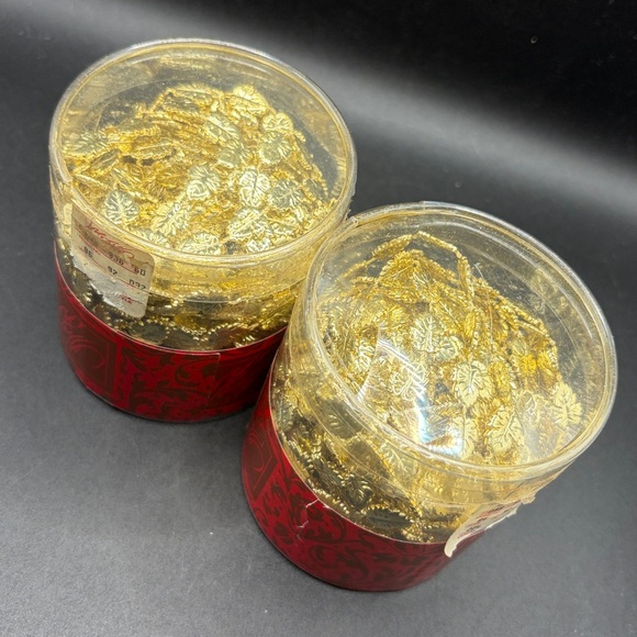 NWT Lord & Taylor Vintage Gold Tone Leaf Motif Holiday Garland Christmas Decor - Picture 12 of 12